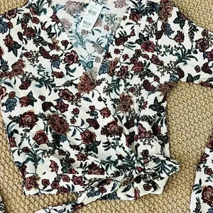 SKY & SPARK TOP SIZE XS SO CUTE